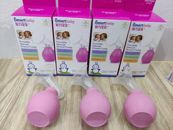 Manual Massage Breast feeding Pump - 1pcs